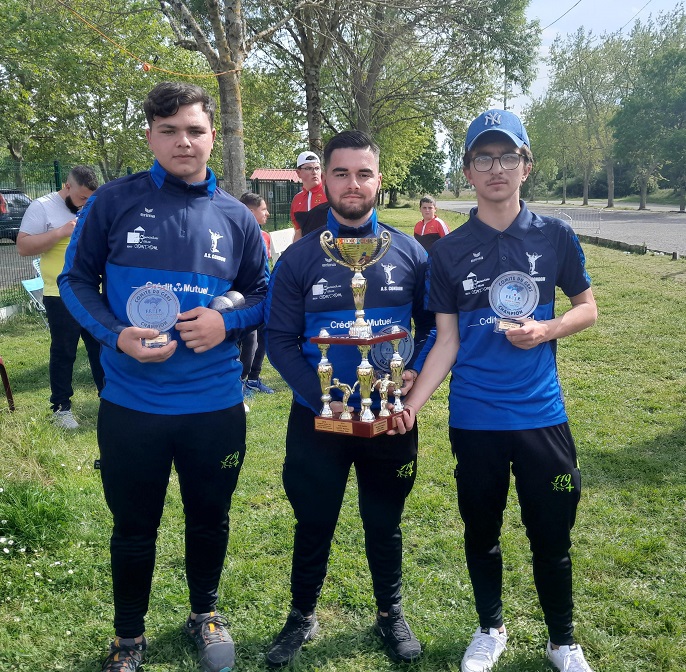 junior vainqueurs